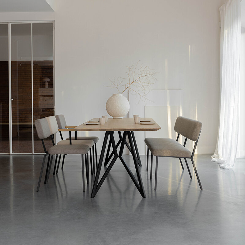 Design modern dining chair | Ode Chair without armrest Beige facet beige1037 | Studio HENK| 