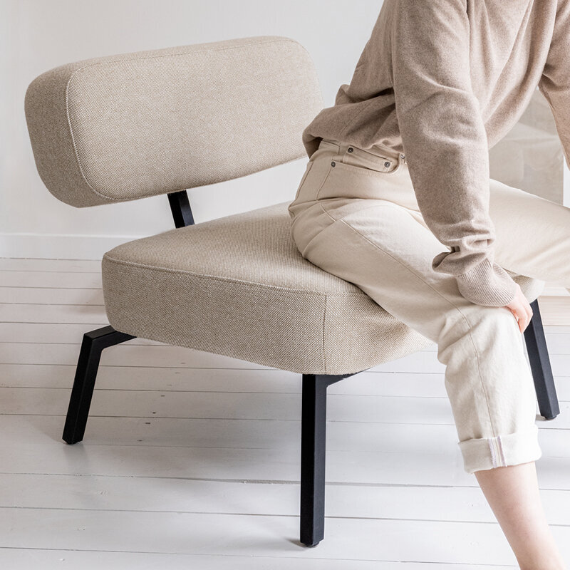 Design modern sofa | Ode lounge chair 1 twillweave 230 | Studio HENK | 