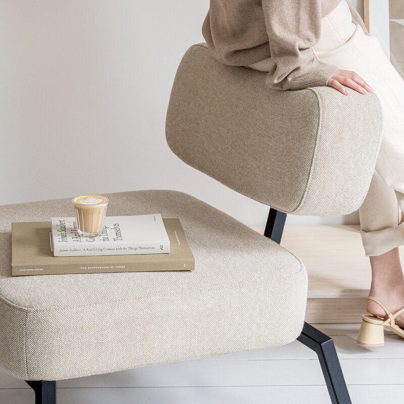 Design modern sofa | Ode lounge chair 1 twillweave 230 | Studio HENK | 
