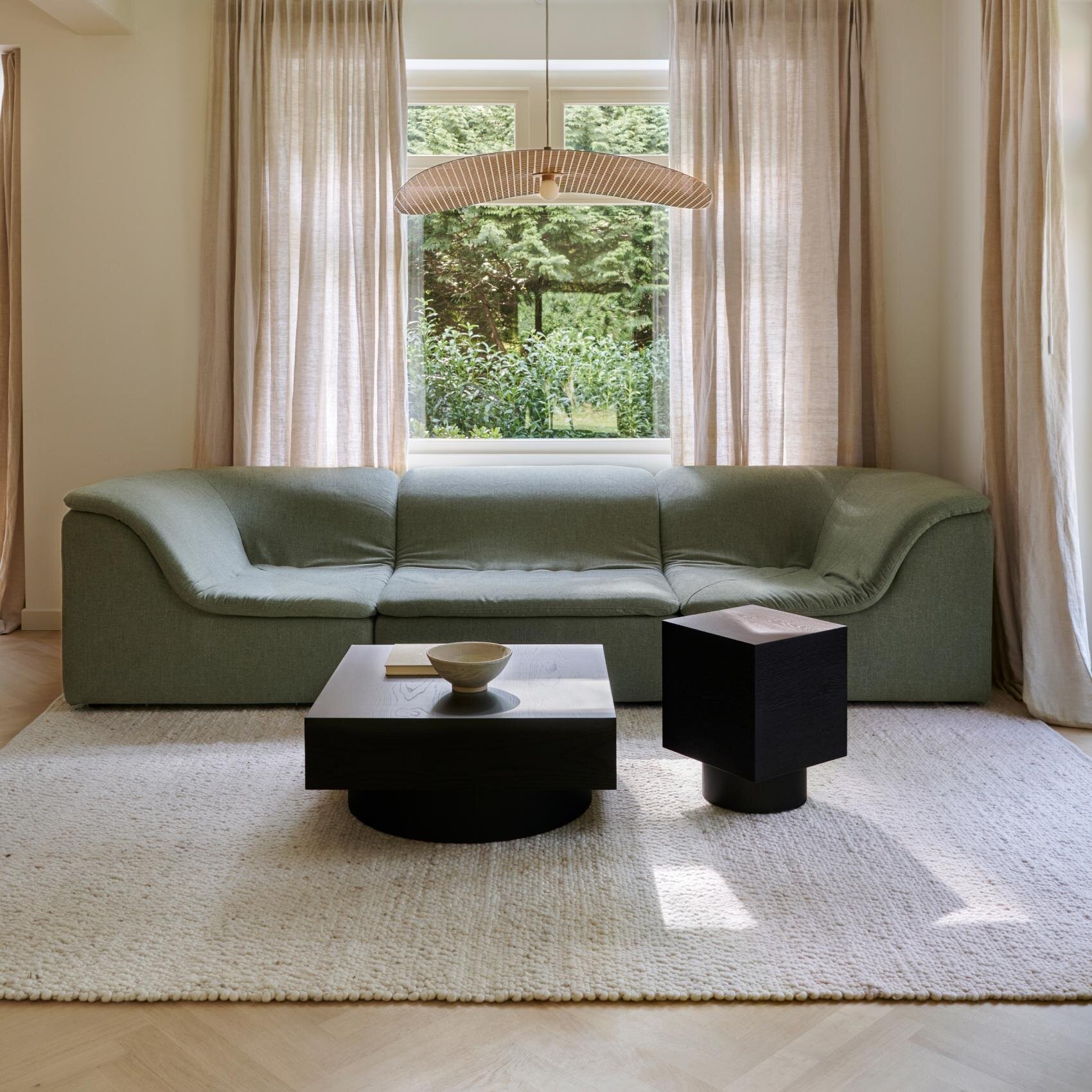 Design Coffee Table | Display coffee table 75 Oak black stain | Oak black stain | Studio HENK| 