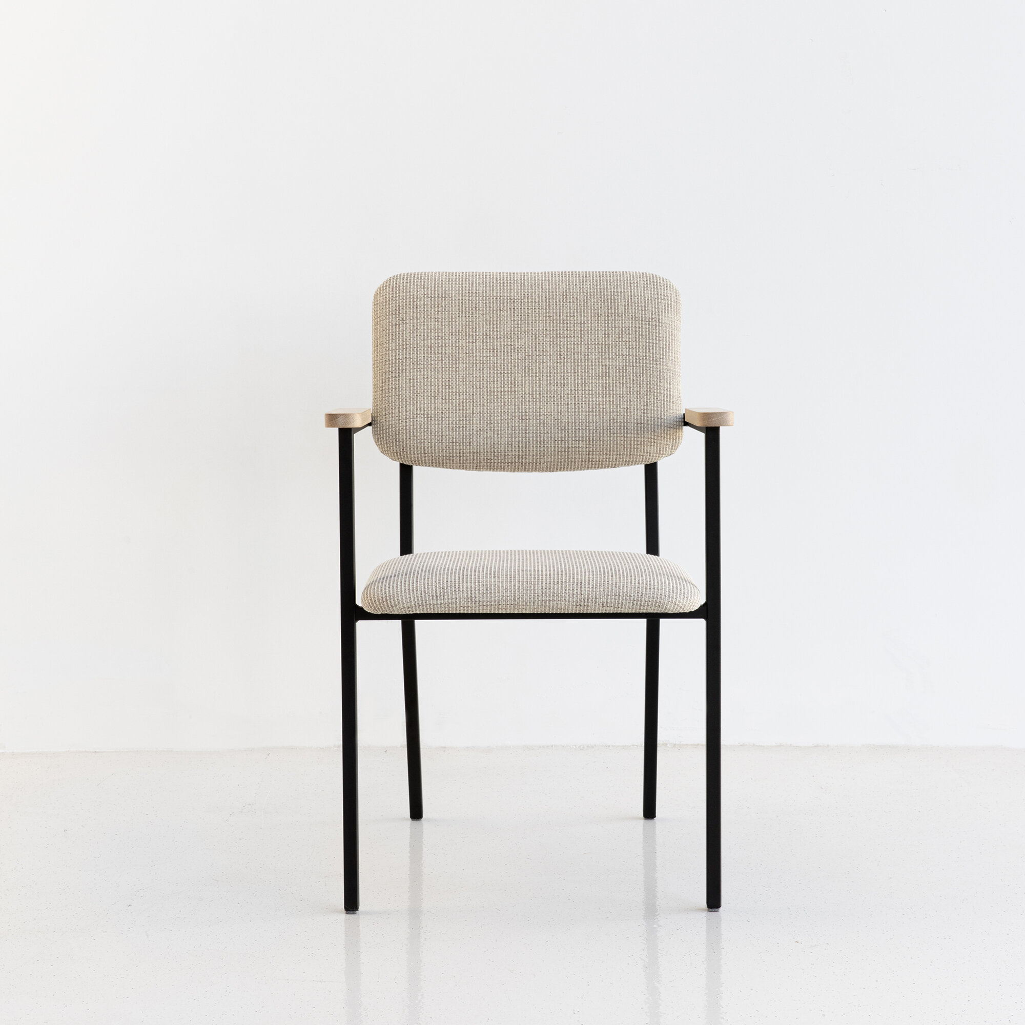 Design modern dining chair | Co Chair with armrest Light Brown brema sand03 | Studio HENK | 