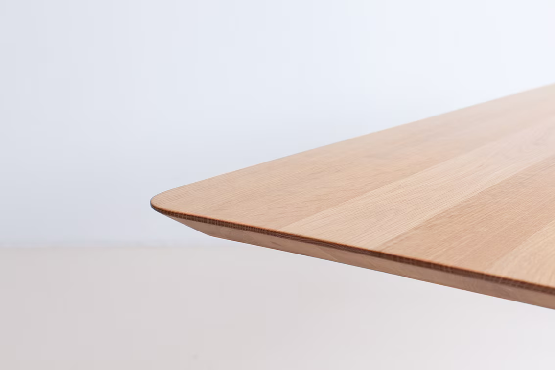 Illustrative image for ‘Zo onderhoud je je tafel`