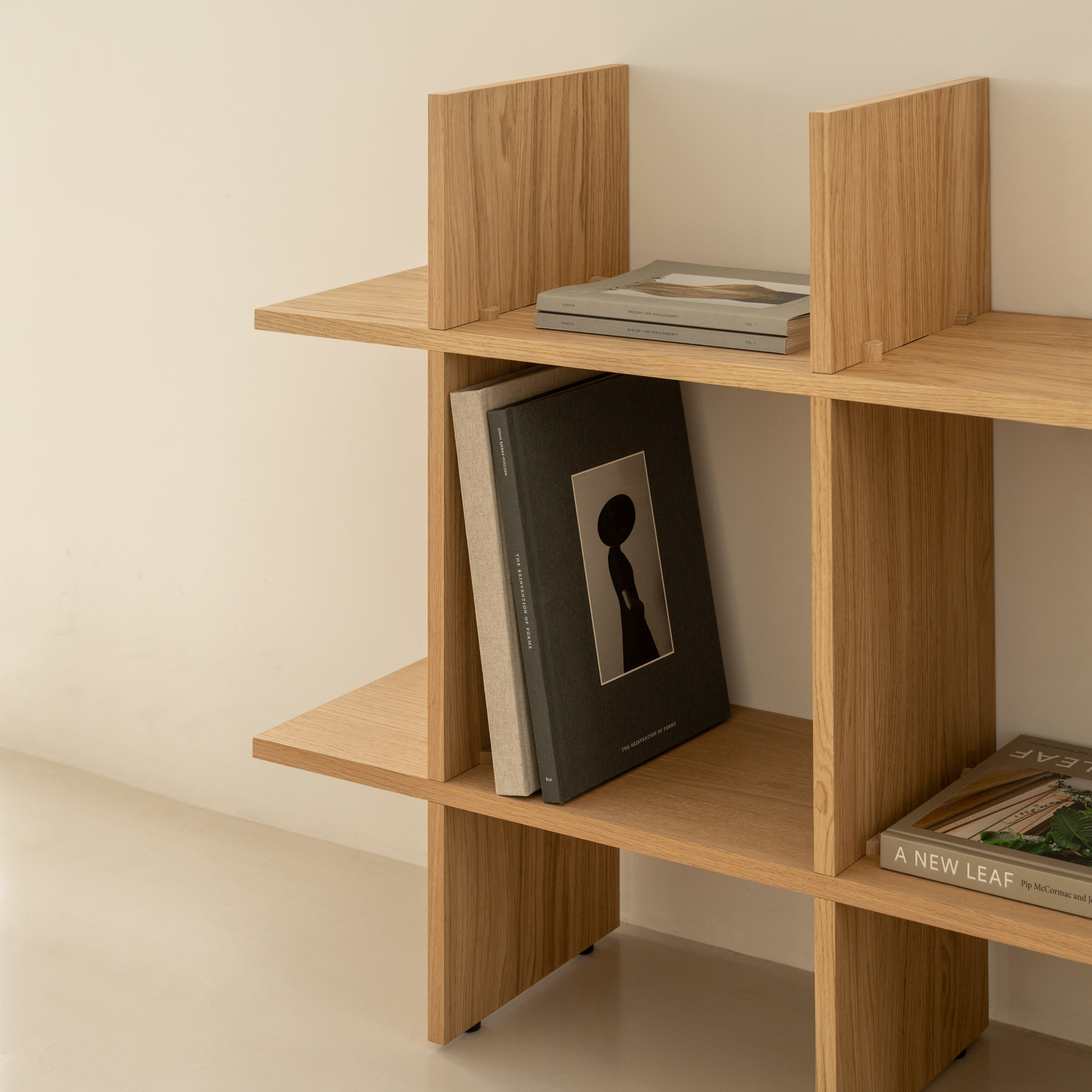 Design cabinet | Column Cabinet 52 Eiken natural light | Studio HENK | 