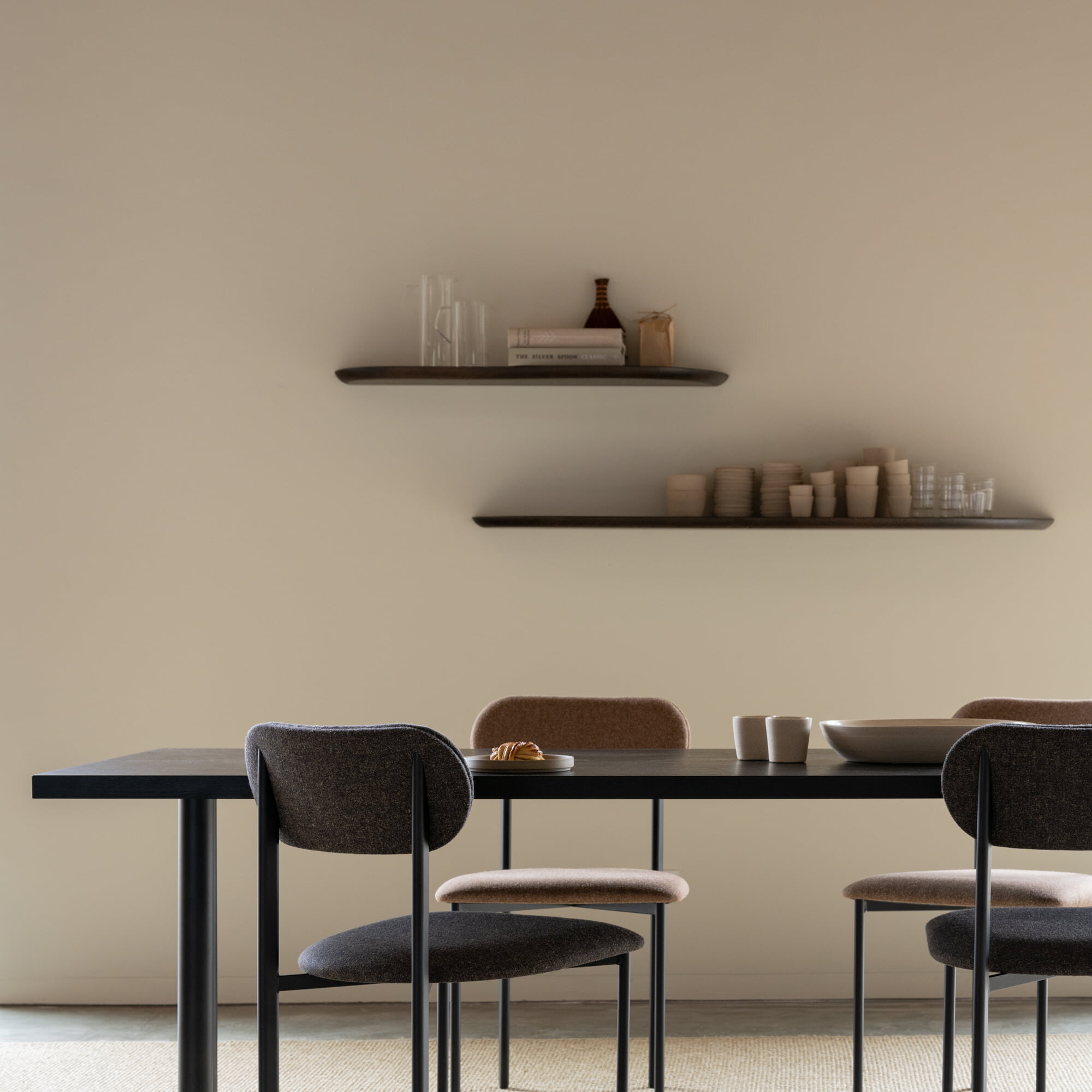 Design shelf | Blob shelf L Left Walnut naturel lacquer Chamfered | Studio HENK | 